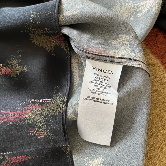 Vince Wisteria Silk Blouse - Picture 6 of 7